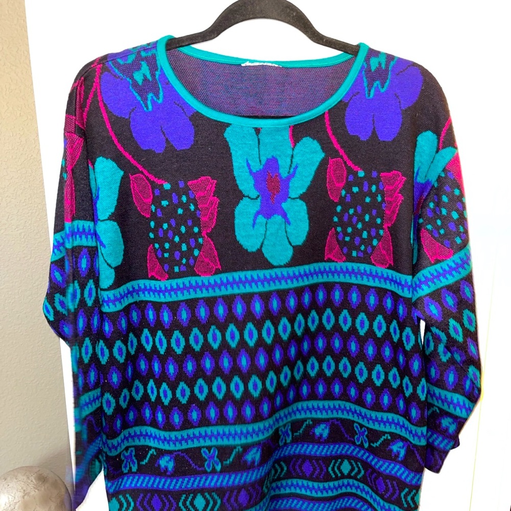 Vintage bright color Sweater